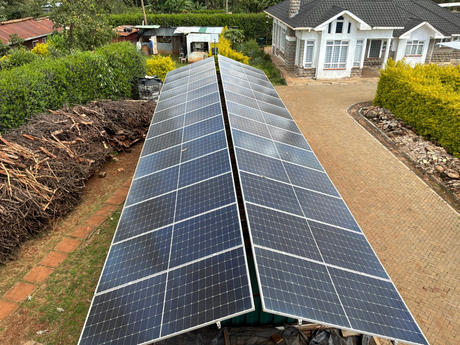 Dagoretti — panel installation detail